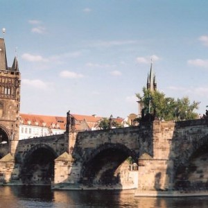 Η γεφυρα του Καρολου απο τον Μολδαβα