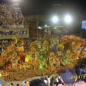 Ρίο-Καρναβάλι 2009-Άρμα με θέμα Φωνή της Καρδιάς