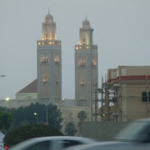 Το τζαμι μεσα στο παλατι