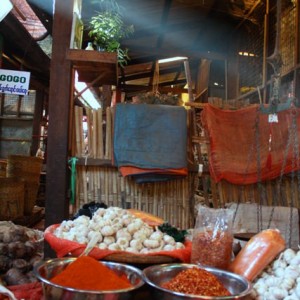 Στις αγορές της Μιανμάρ