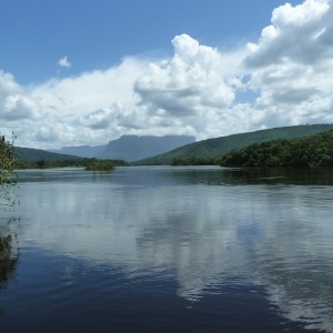 Ποταμός και tepui