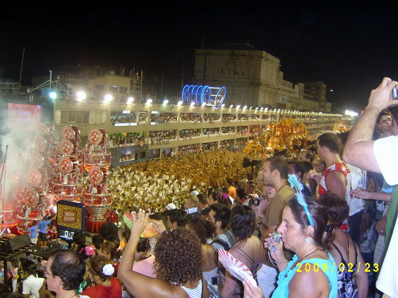 Ρίο-Καρναβάλι 2009-Παρέλαση στο Σαμπόδρομο-Σχολή Salgueiro-θέμα "Αγγίγ
