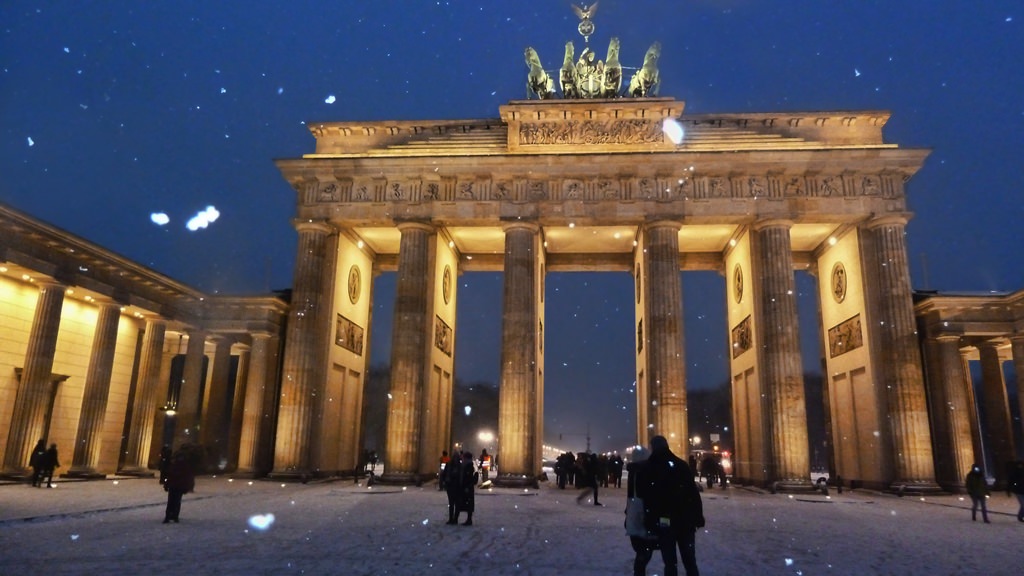 Χιονισμένο Βερολίνο...Πύλη Βραδεμβούργου...
