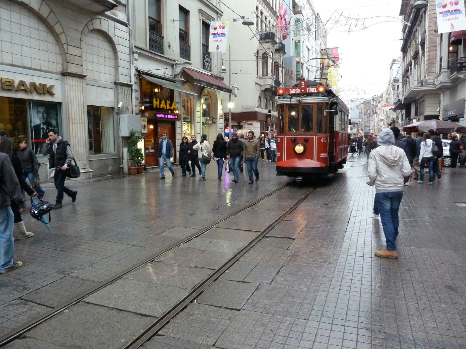 To tram στην Istiklal