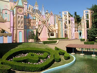 a3.bp.blogspot.com__DQ0YxmqItVg_SOI9a5FfH9I_AAAAAAAAAlQ_wH5gi2F5Uu8_s200_disney2.JPG
