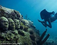 underwater-sculptures-in-grenada-snorkelling1.jpg