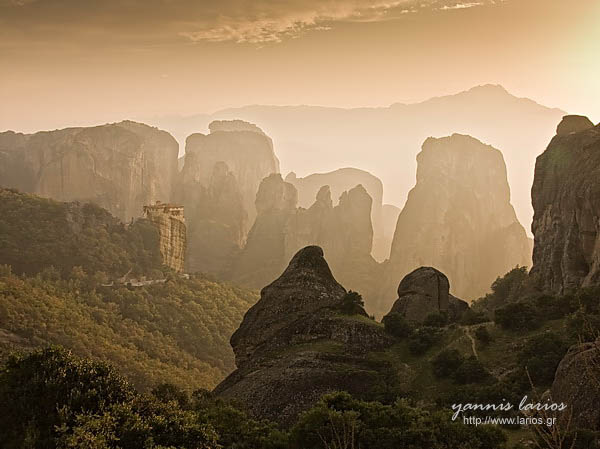 awww1.clikpic.com_larios_images_Larios_Meteora_IMG_4165.jpg awww1.clikpic.com_larios_images_Larios_Meteora_IMG_4165.jpg