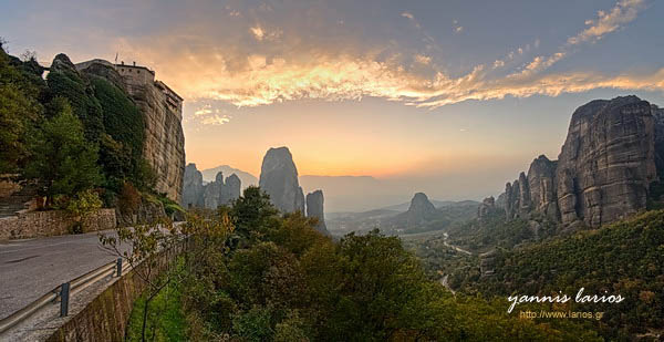 awww1.clikpic.com_larios_images_Larios_Meteora_Panorama.jpg awww1.clikpic.com_larios_images_Larios_Meteora_Panorama.jpg