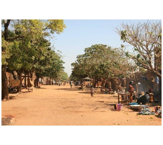 acache.virtualtourist.com_3894693_Bobo_old_city_scene_Burkina_Faso.jpg