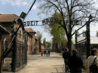 Auschwitz.jpg