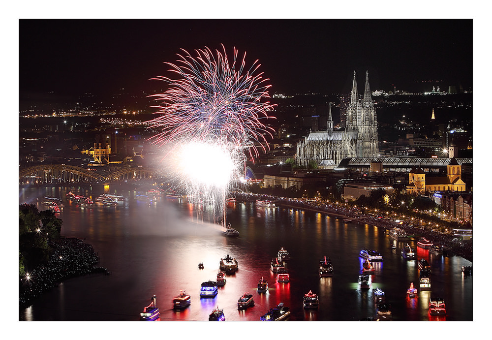 aimg.fotocommunity.com_Koeln_Koelner_DomCologne_Cathedral_Koelner_Lichter_2010_a21770315.jpg