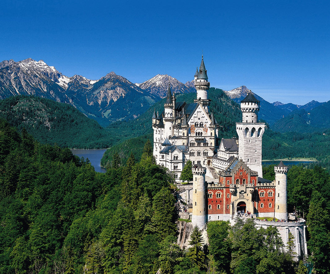 awww.eltourismo.com_wp_content_uploads_2010_07_Castle_Neuschwanstein.jpg