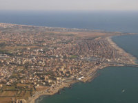 Fiumicino_00_(RaBoe).jpg