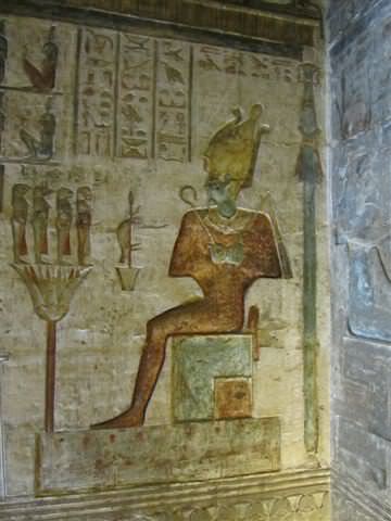 ai975.photobucket.com_albums_ae236_galat2000_Egypt_Deir_20El_26143504beb3e415a9f0920e392b6035c.jpg