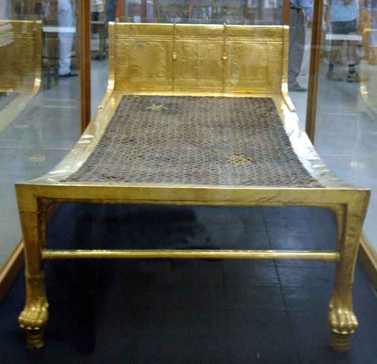 awww.ancient_egypt.co.uk_cairo_20museum_cm__20tutankhamun__20furniture_images_bed_201.jpg