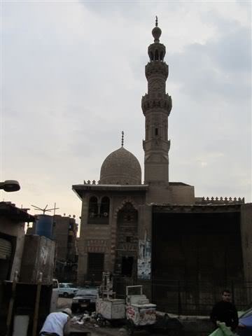 ai975.photobucket.com_albums_ae236_galat2000_Egypt_Cairo_necro4d51801ad6109419078cb0f380ce2332.jpg