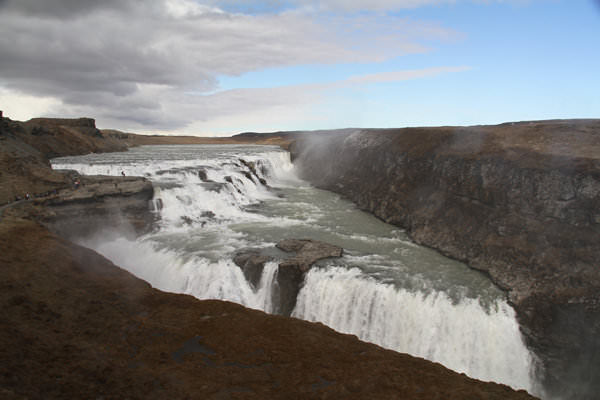 aimg263.imageshack.us_img263_224_gullfoss2.jpg aimg263.imageshack.us_img263_224_gullfoss2.jpg