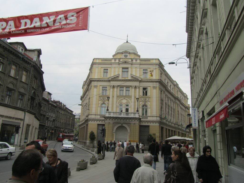 ai975.photobucket.com_albums_ae236_galat2000_WEST_20BALKANS_VOSNIA_20__20SARAJEVO_21_148.jpg