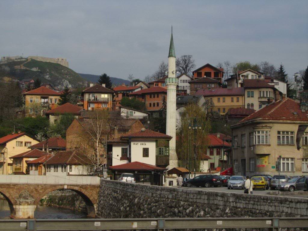 ai975.photobucket.com_albums_ae236_galat2000_WEST_20BALKANS_VOSNIA_20__20SARAJEVO_21_284.jpg