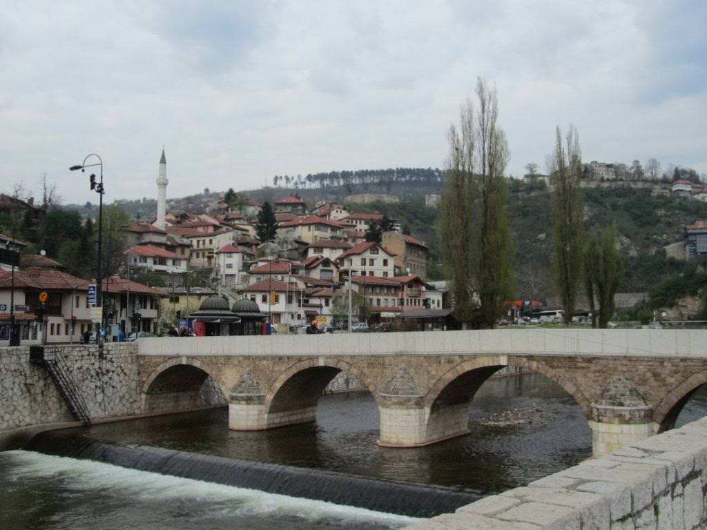 ai975.photobucket.com_albums_ae236_galat2000_WEST_20BALKANS_VOSNIA_20__20SARAJEVO_21_286.jpg