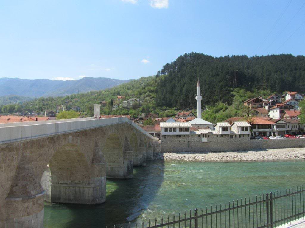 ai975.photobucket.com_albums_ae236_galat2000_WEST_20BALKANS_VOSNIA_20__20MOSTAR_23_KONJIC12.jpg