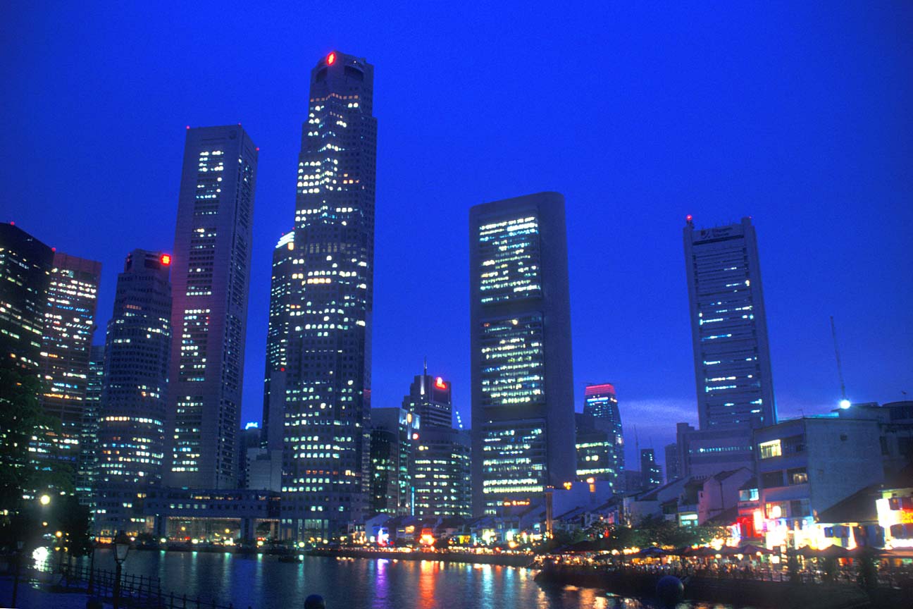 awww.tropicalisland.de_SIN_20Singapore_20Boat_20Quay_20and_20skyline_20twilight_20b.jpg