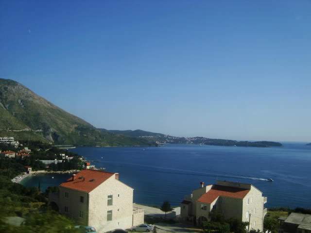 ai31.photobucket.com_albums_c366_Thanasis_U2_Montenegro_DSC07848.jpg