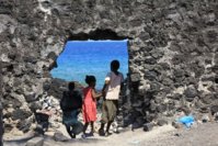 ai752.photobucket.com_albums_xx162_hydronetta_Comoros_IMG_2497f977a0673122a15f773c080c1794c0a4.jpg