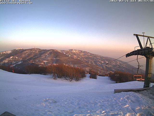 awww.snowreport.gr_snowcam_pilio_current.jpg_1a35e36b0af7f7c3150b3d02f949a5fe.jpg