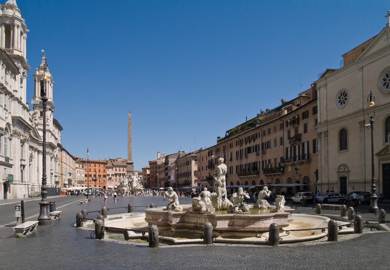 aupload.wikimedia.org_wikipedia_commons_2_25_Piazza_Navona_1.jpg