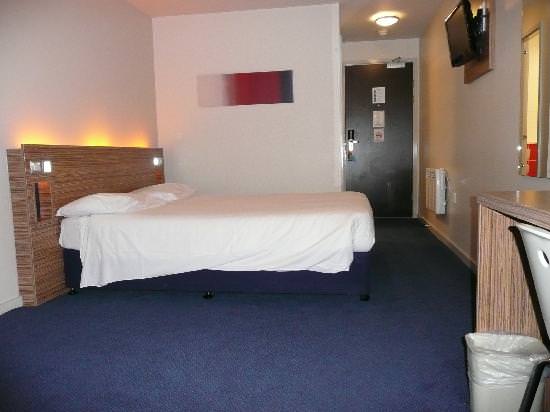 amedia_cdn.tripadvisor.com_media_photo_s_02_34_35_6d_view_of_bedroom_from.jpg amedia_cdn.tripadvisor.com_media_photo_s_02_34_35_6d_view_of_bedroom_from.jpg