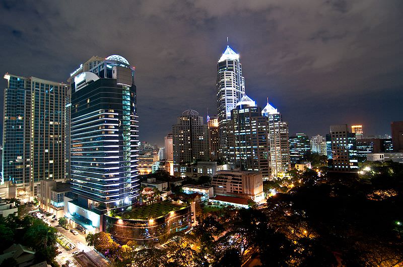 All_Seasons_Plaza_Bangkok.jpg