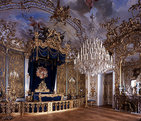 awww.schlosslinderhof.de_bilder_schloss_raeume_schlafzimmer.jpg