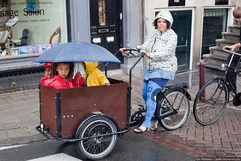 amsterdam-bicycles-14[2].jpg