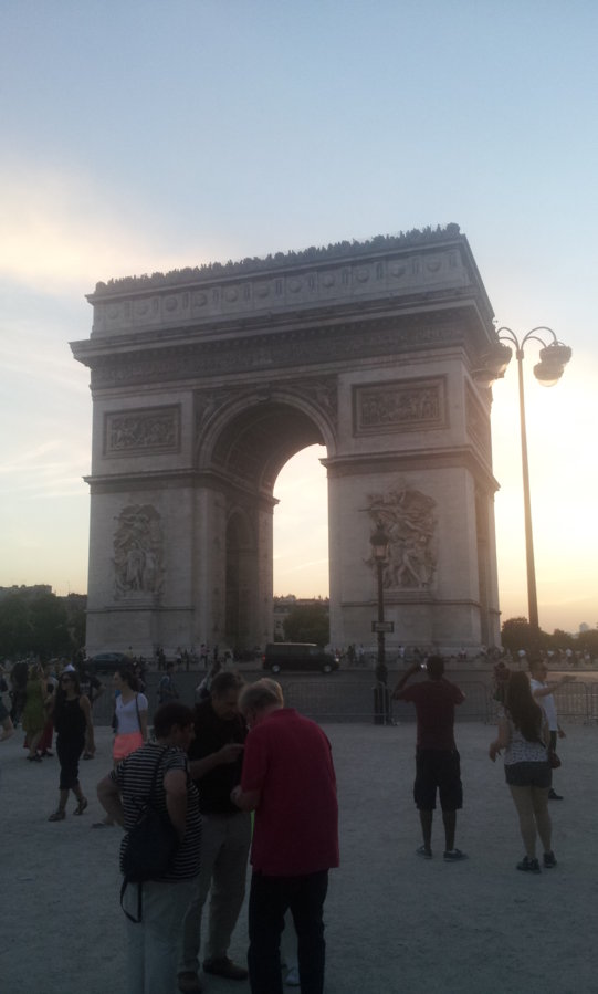 Arc De Triomphe (5).jpg