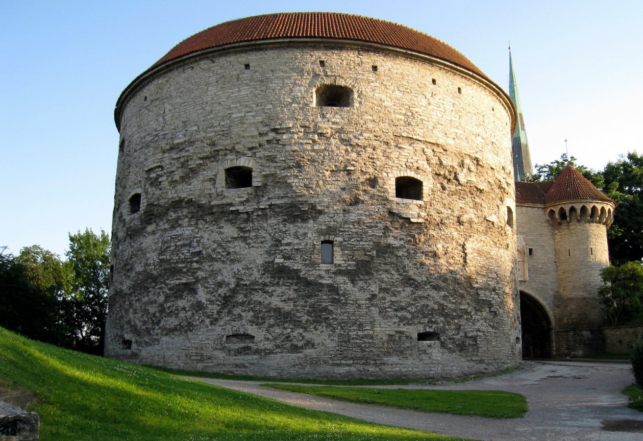 Tallinn, Maritime Museum, Fat Margarita tower.jpg