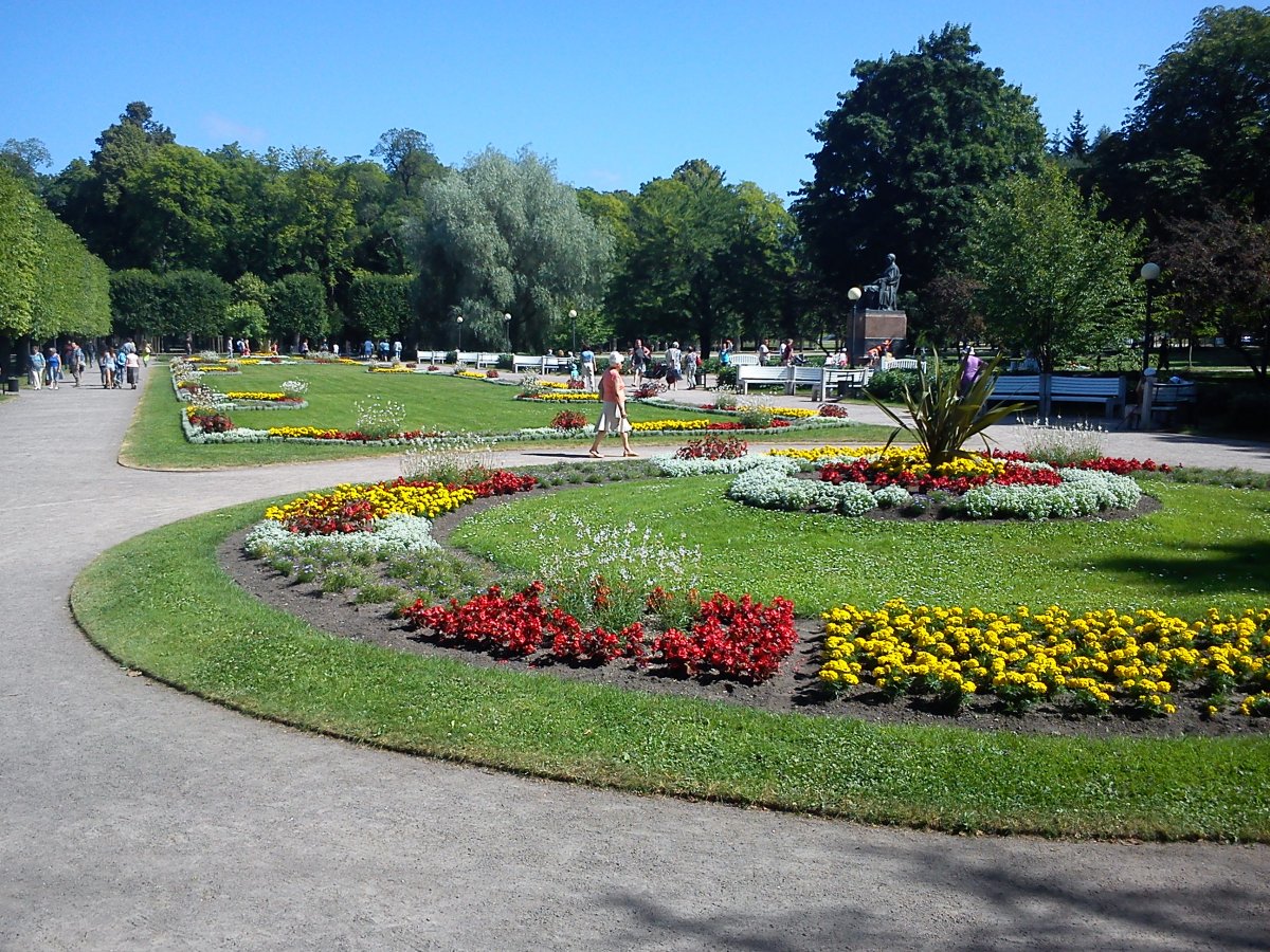 Tallinn, Kadriorg Park 7.jpg