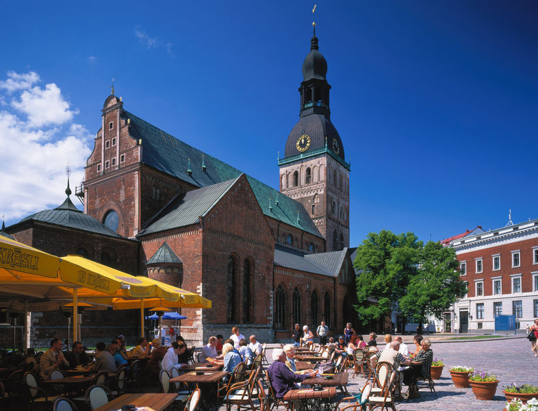 LV_Riga_Dom__Doma_bazn__ca_.jpg