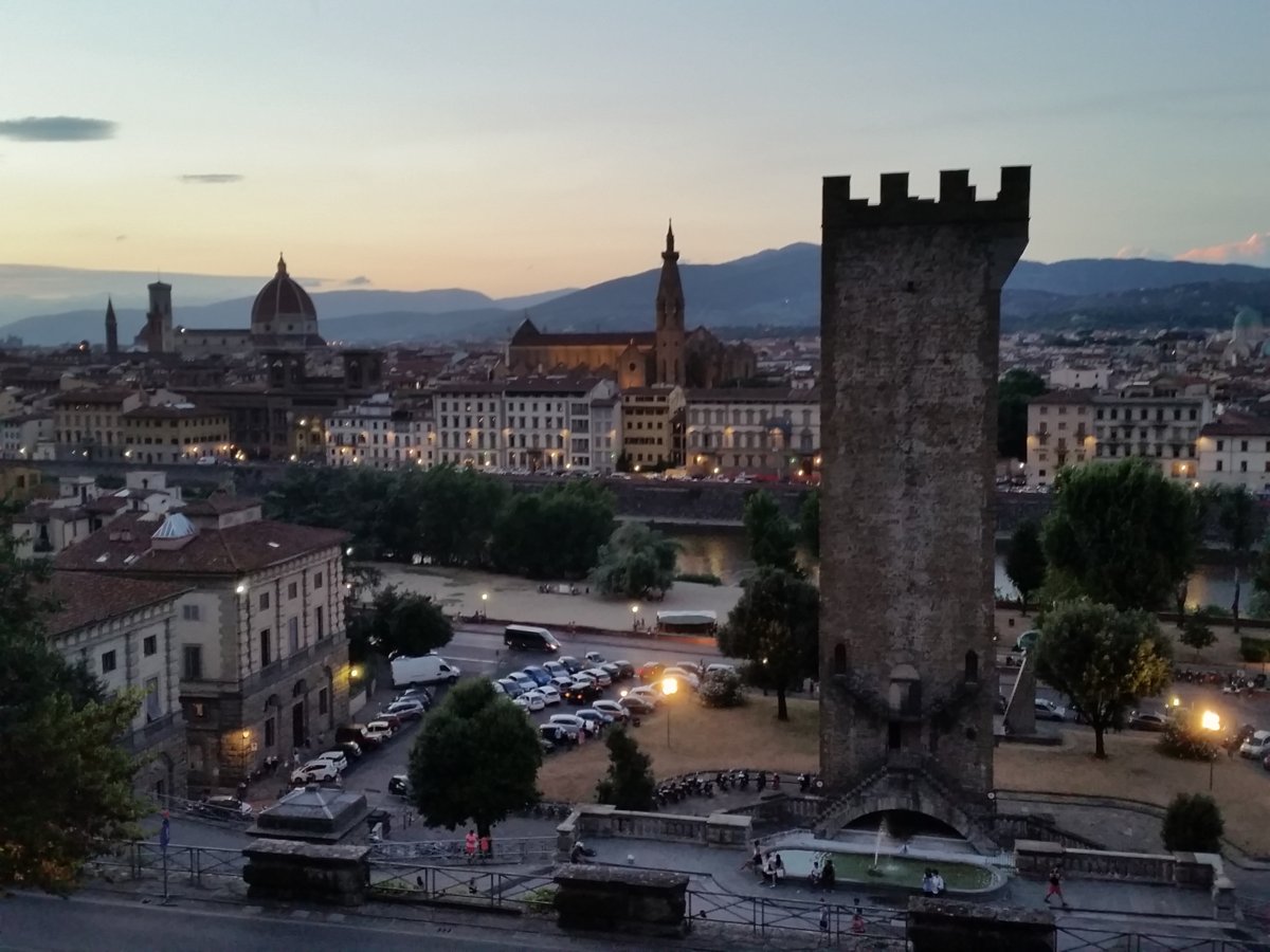 PIAZZALE MICHELANGELO (53).jpg