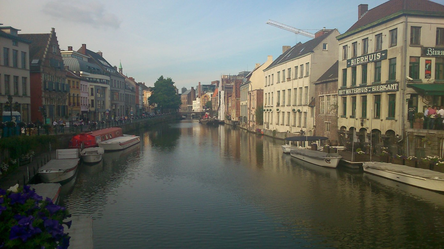 Ghent canal 16.jpg