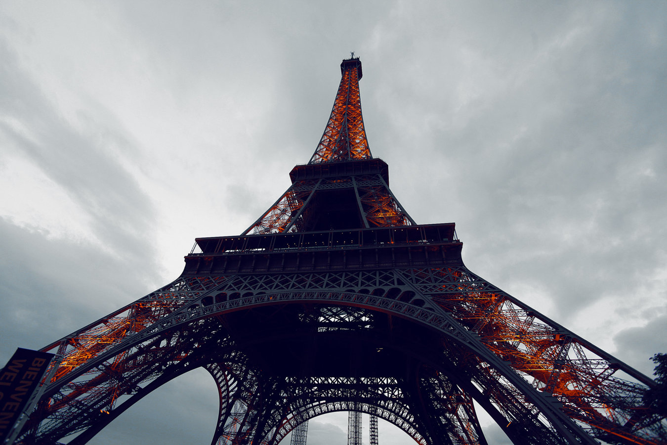 Eiffel tower bw color.jpg