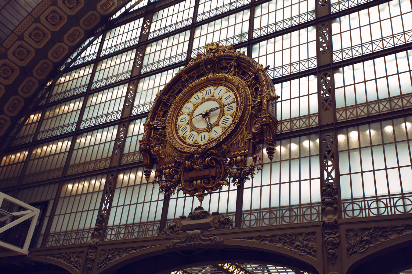 orsay interior clock.jpg