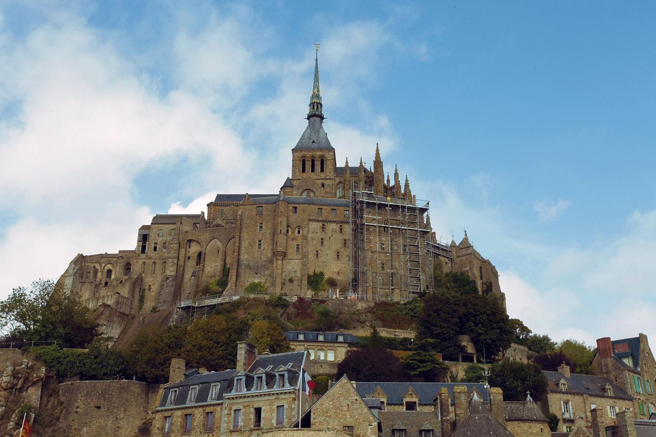 mont saint michel close.jpg