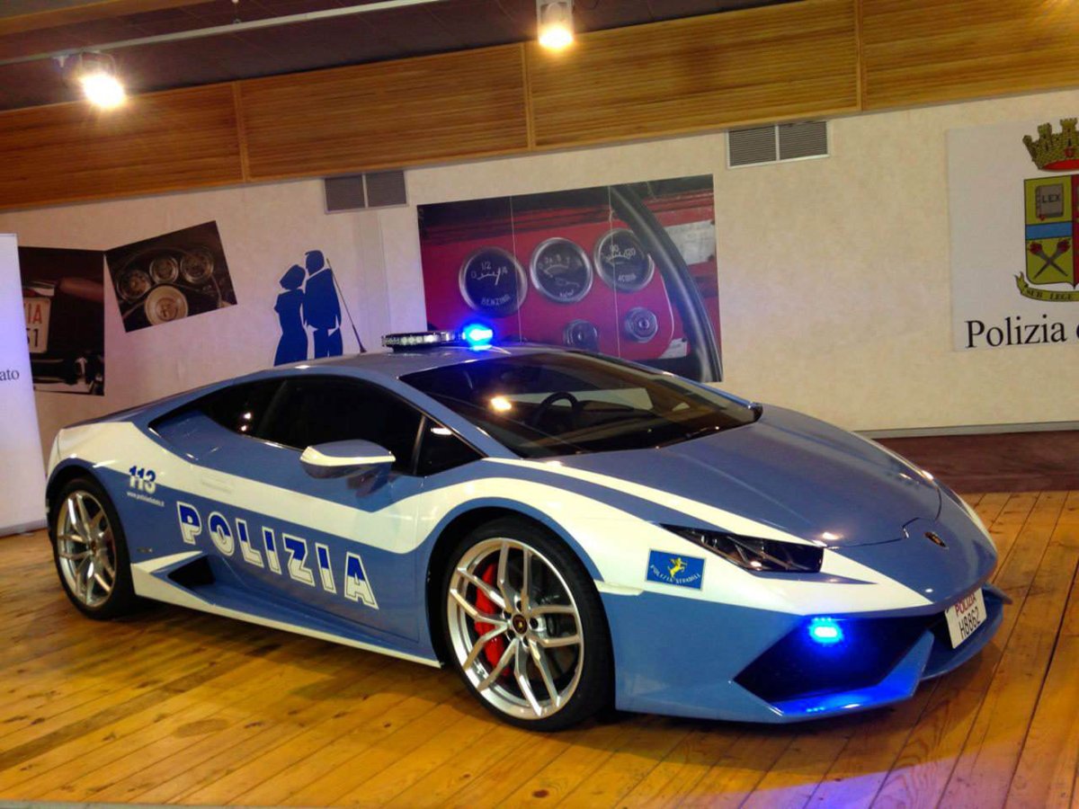 lamborghini-huracan-lp-610-4-polizia-dal-vivo_11.jpg