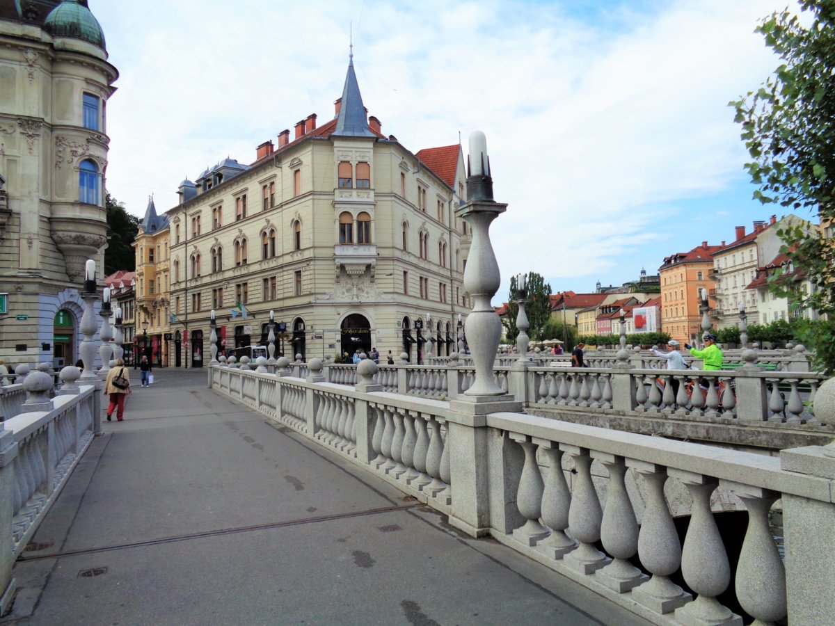 Ljubljana - Tromostovje 1.JPG