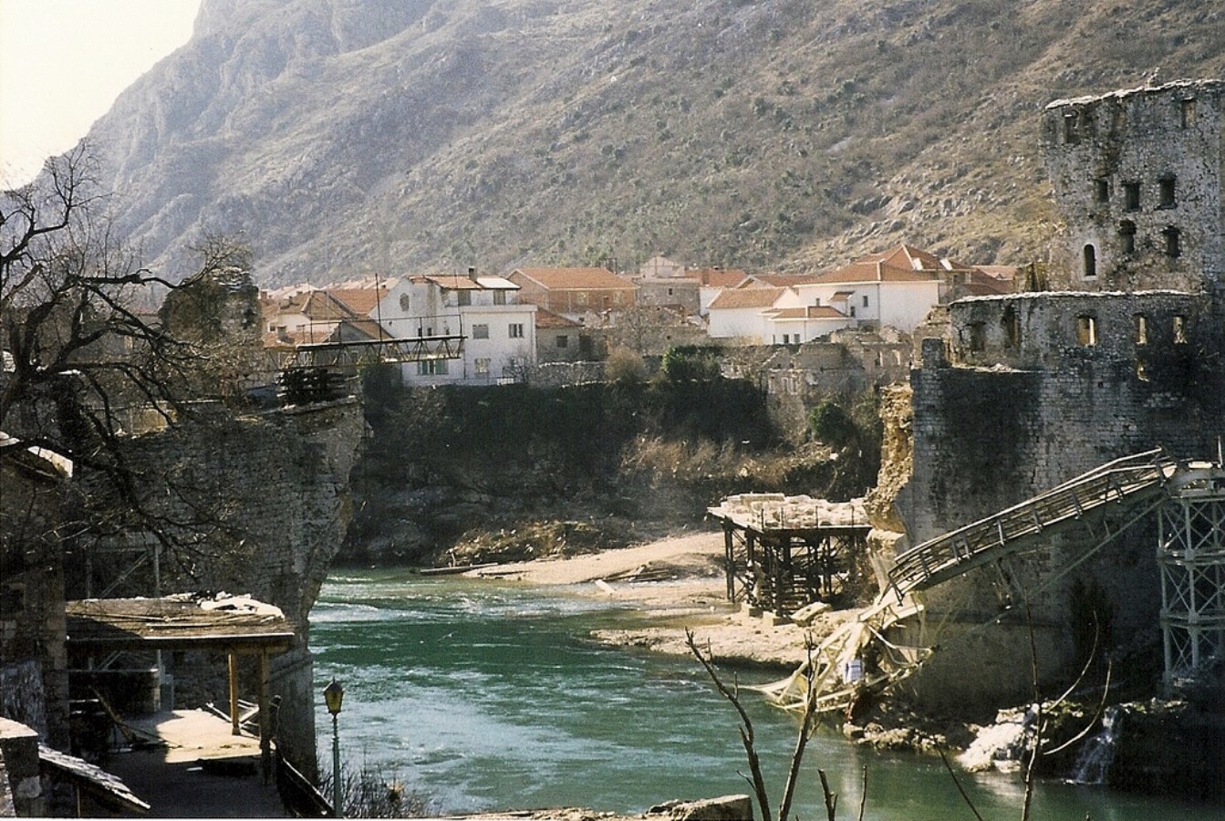 stari-most-destroyed.jpg