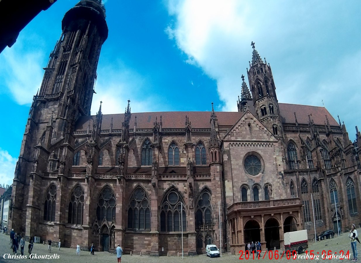 2017_0609_150625_001 Freiburg Cathedral.jpg