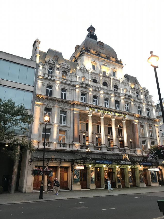 HER MAJESTY'S THEATRE (1).JPG