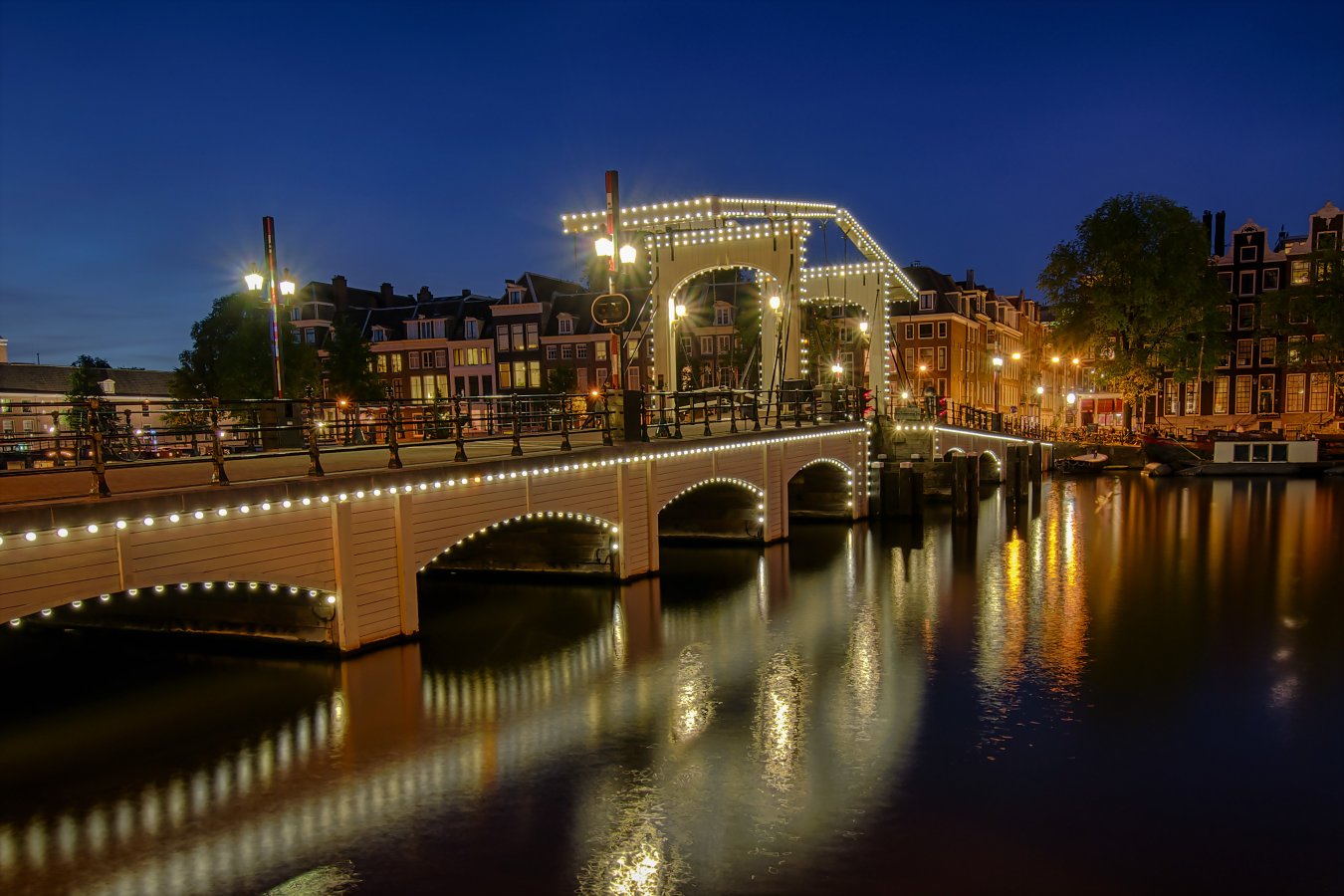 magere-brug-amsterdam.jpg