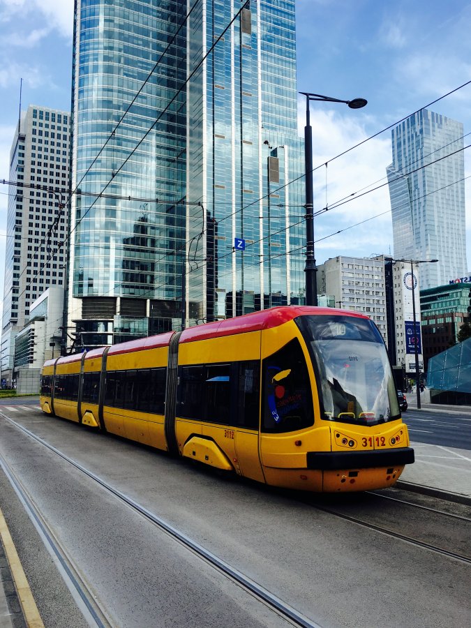 Tram_in_Warsaw.jpg